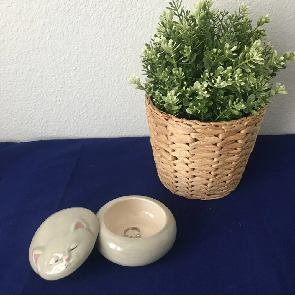 Vintage Handmade Ceramic Cat Jewelry Dish